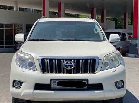 Toyota Land Cruiser Prado 2013