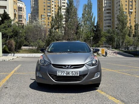 Hyundai Elantra 2011