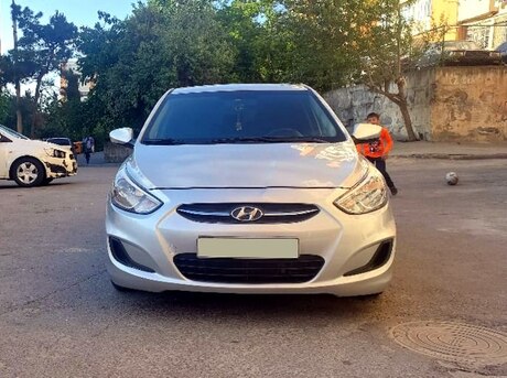 Hyundai Accent 2014