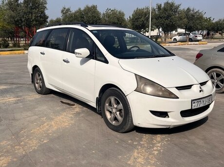 Mitsubishi Grandis