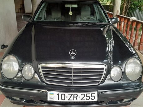 Mercedes E 240 1999