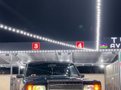LADA (VAZ) 2107 2000