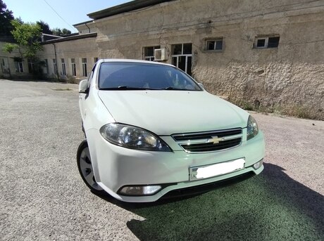Daewoo Gentra 2014