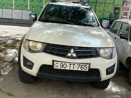 Mitsubishi L200