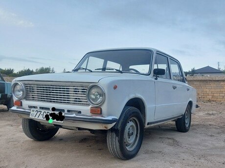 LADA (VAZ) 21011 1987