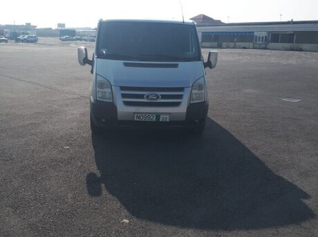 Ford Transit 2010