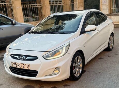 Hyundai Accent 2011