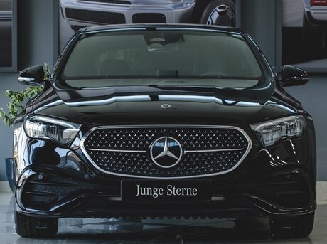 Mercedes E 200