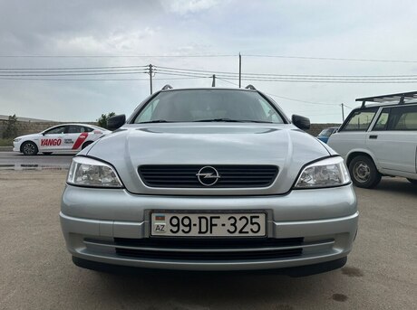 Opel Astra 2000