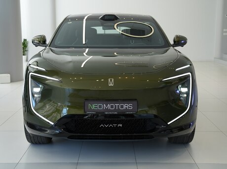 Avatr  2025