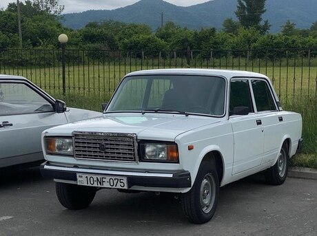 LADA (VAZ) 2107 2004