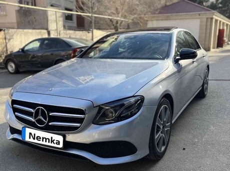 Mercedes E 220 d 2016