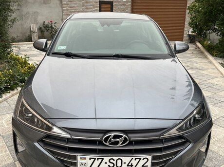 Hyundai Elantra 2019