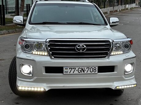Toyota Land Cruiser 2013