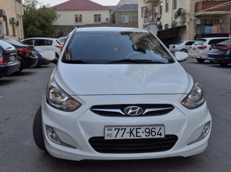 Hyundai Accent 2013