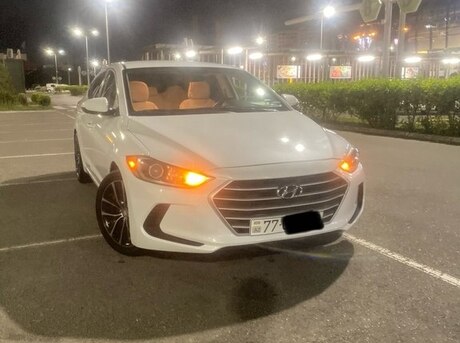 Hyundai Elantra 2017