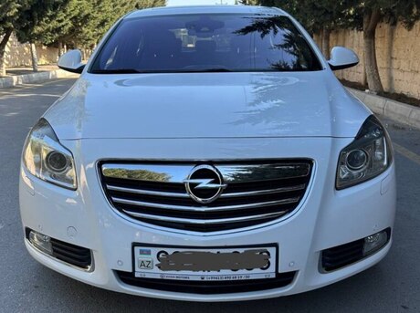 Opel Insignia 2012
