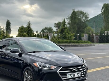Hyundai Elantra 2017