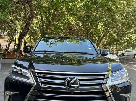 Lexus LX 570 2013