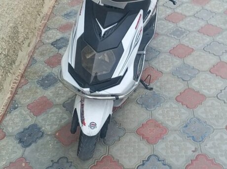 Yamaha  2020