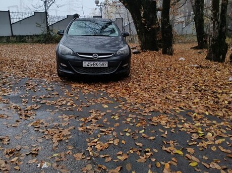 Opel Astra 2016