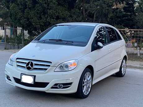 Mercedes B 180 2011