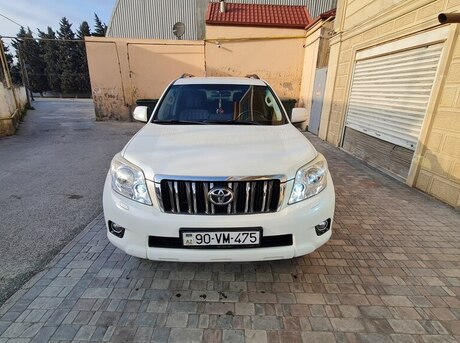 Toyota Land Cruiser Prado 2013