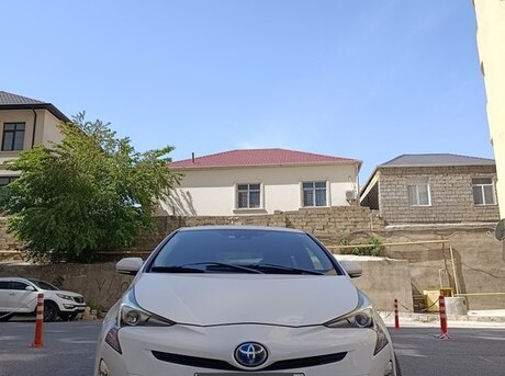 Toyota Prius 2017