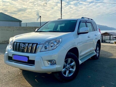 Toyota Land Cruiser Prado 2011