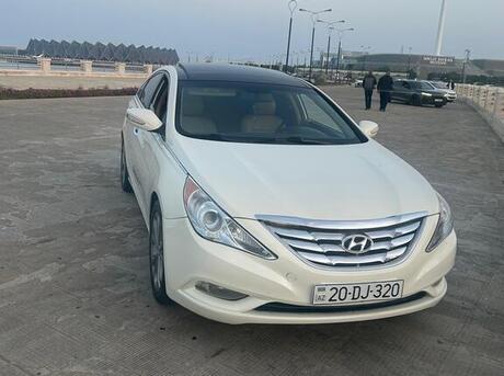 Hyundai Sonata 2012