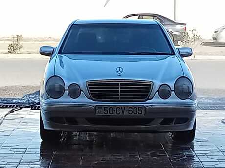 Mercedes E 220 d 2000