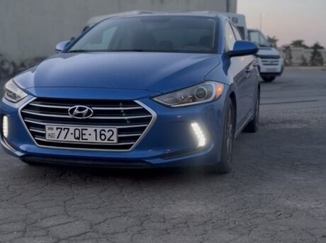 Hyundai Elantra 2016