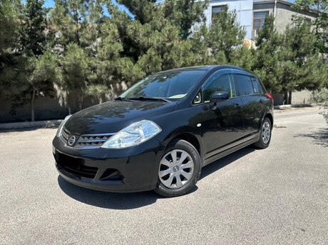Nissan Tiida 2012