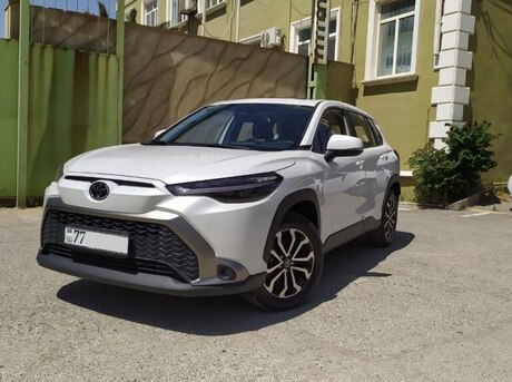 Toyota  2025
