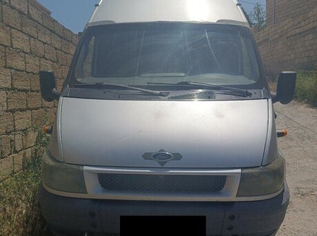 Ford Transit 2001