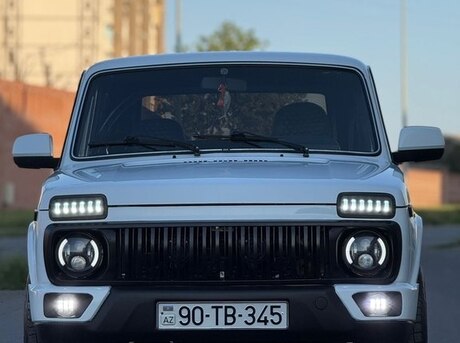 LADA (VAZ) Niva 2012