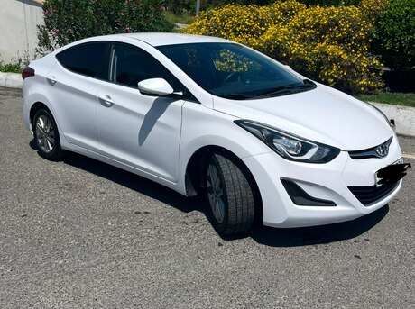 Hyundai Avante 2015