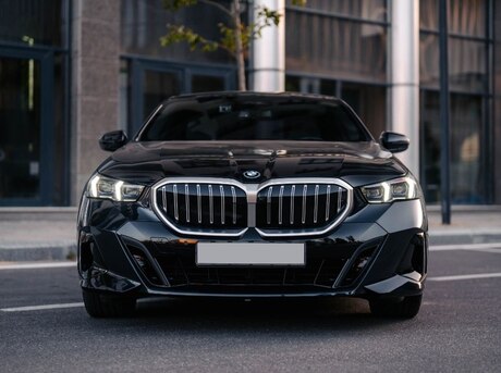 BMW 530e