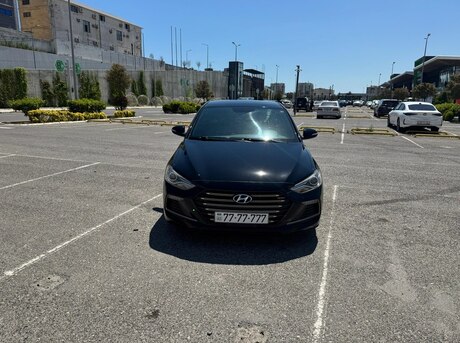 Hyundai Elantra 2017