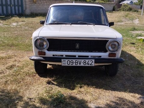 LADA (VAZ) 21011 1983