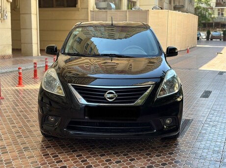 Nissan Sunny 2012
