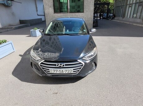 Hyundai Elantra 2016