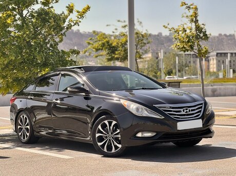 Hyundai Sonata 2012