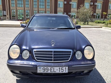 Mercedes E 240 2000