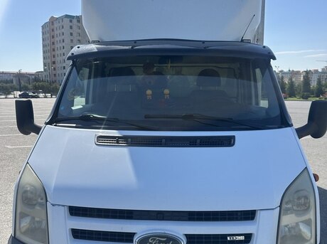 Ford Transit 2011
