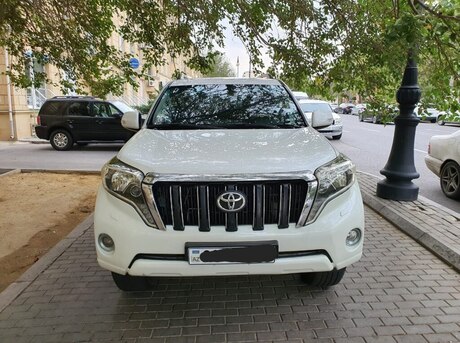 Toyota Land Cruiser Prado 2010