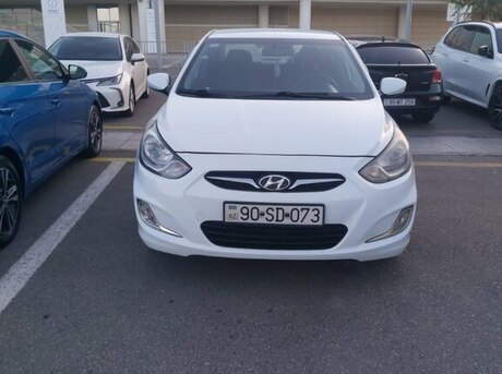 Hyundai Accent 2013
