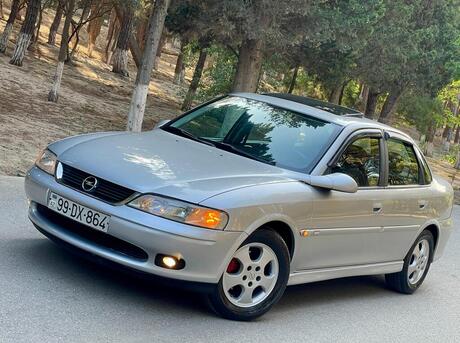 Opel Vectra 2000