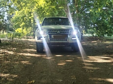 Mitsubishi Pajero 2007