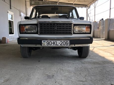 LADA (VAZ) 2107 2011